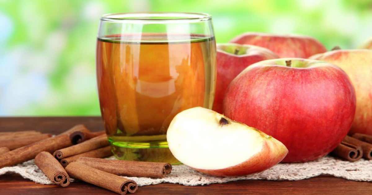 Acqua di mela e cannella per perdere peso