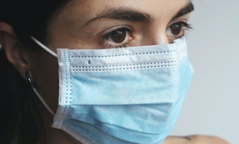 Mascherine, in aumento i casi di irritazioni sul viso